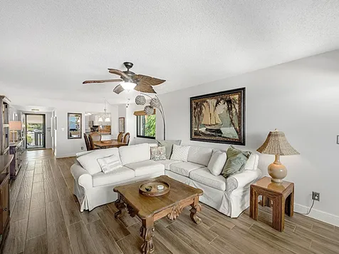 175 SE Saint Lucie Boulevard Stuart FL 34996