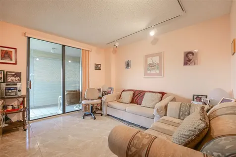 7100 Radice Court Lauderhill FL 33319
