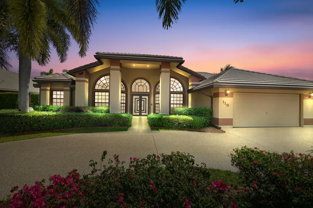 119 Fernwood Crescent Royal Palm Beach FL 33411
