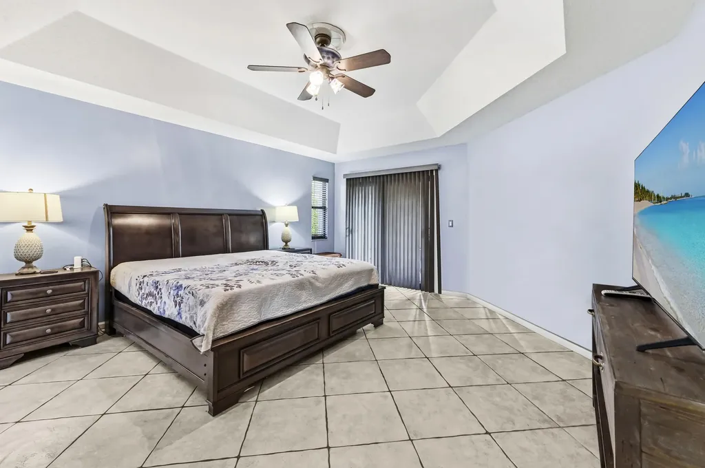 119 Fernwood Crescent Royal Palm Beach FL 33411