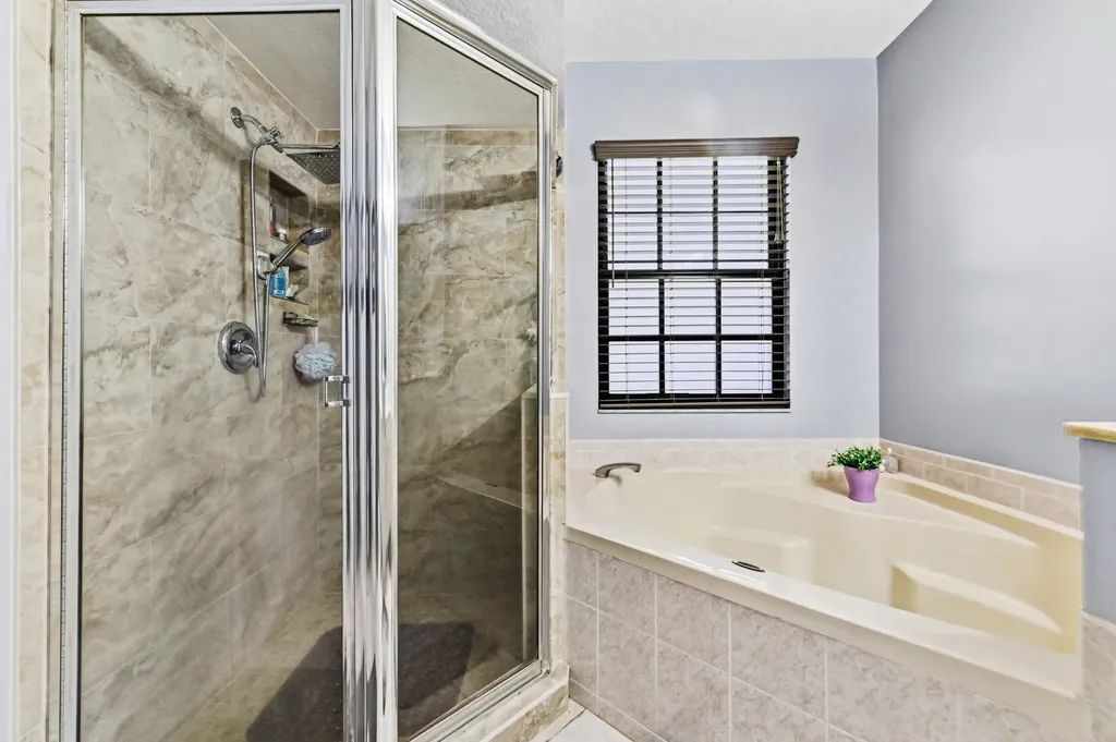 119 Fernwood Crescent Royal Palm Beach FL 33411