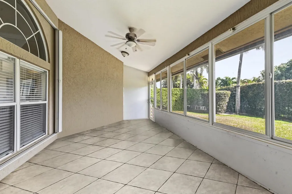 119 Fernwood Crescent Royal Palm Beach FL 33411