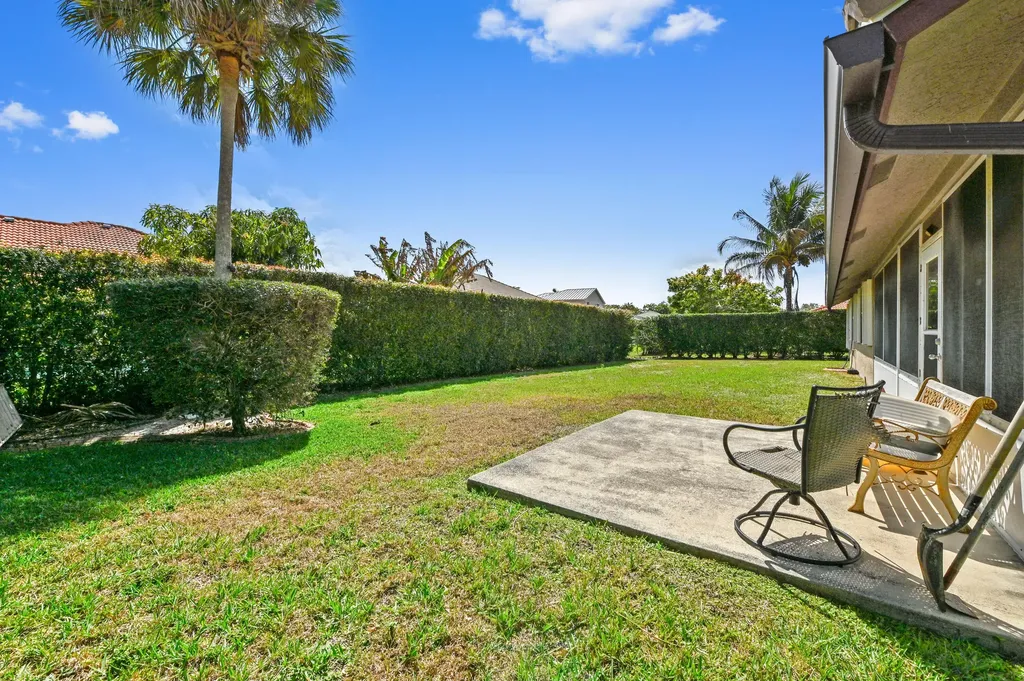 119 Fernwood Crescent Royal Palm Beach FL 33411
