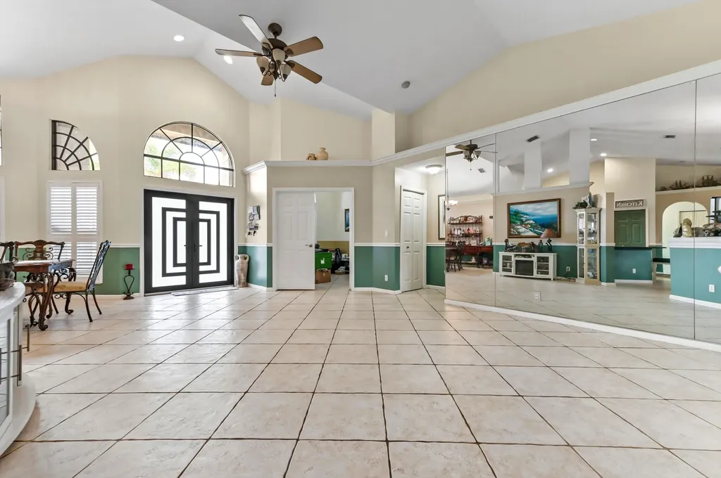 119 Fernwood Crescent Royal Palm Beach FL 33411