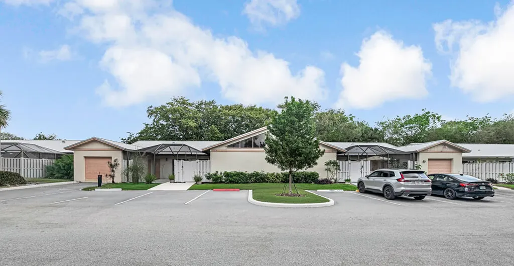 8888 Thumbwood Circle Boynton Beach FL 33436