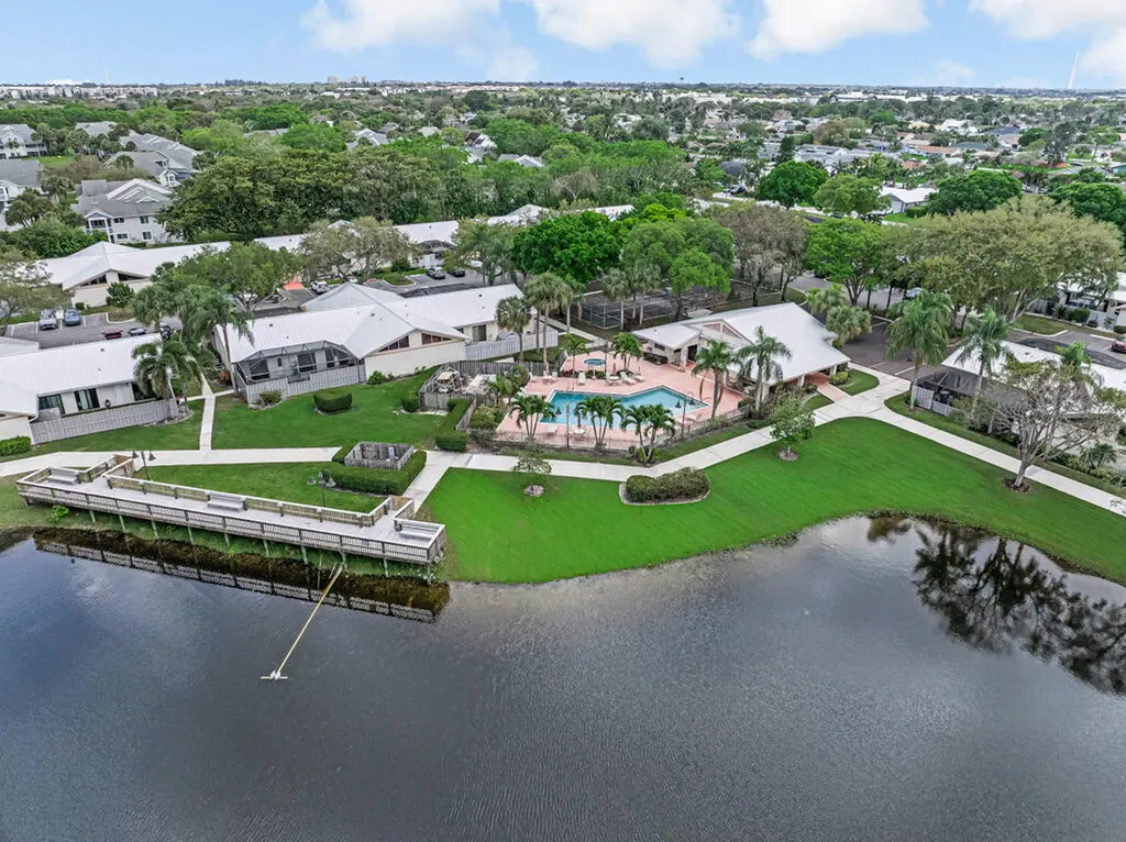 8888 Thumbwood Circle Boynton Beach FL 33436