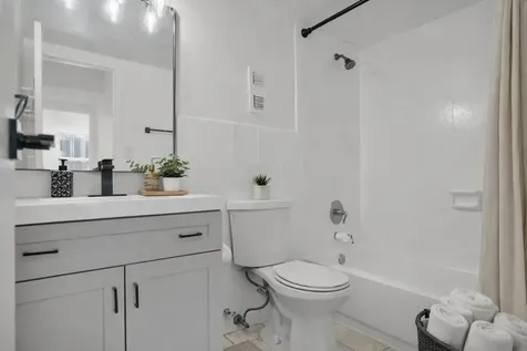 16851 NE 23rd Avenue North Miami Beach FL 33160