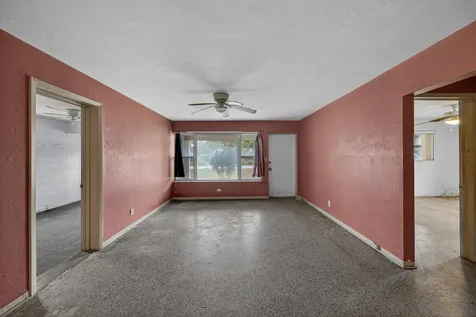 27 NE 17th Avenue Pompano Beach FL 33060