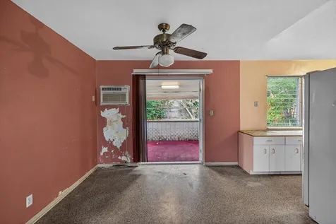 27 NE 17th Avenue Pompano Beach FL 33060