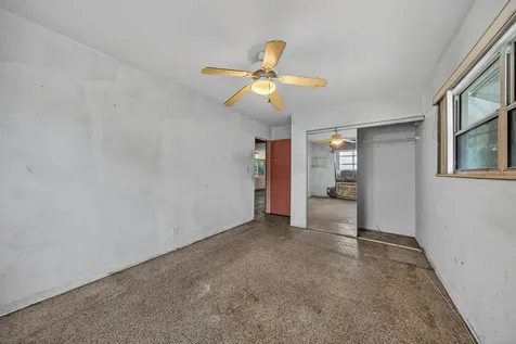 27 NE 17th Avenue Pompano Beach FL 33060