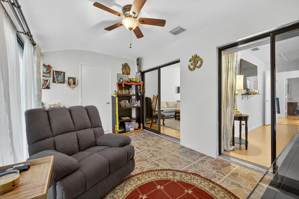 2640 Gately Drive W West Palm Beach FL 33415
