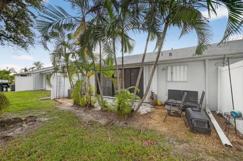 2640 Gately Drive W West Palm Beach FL 33415