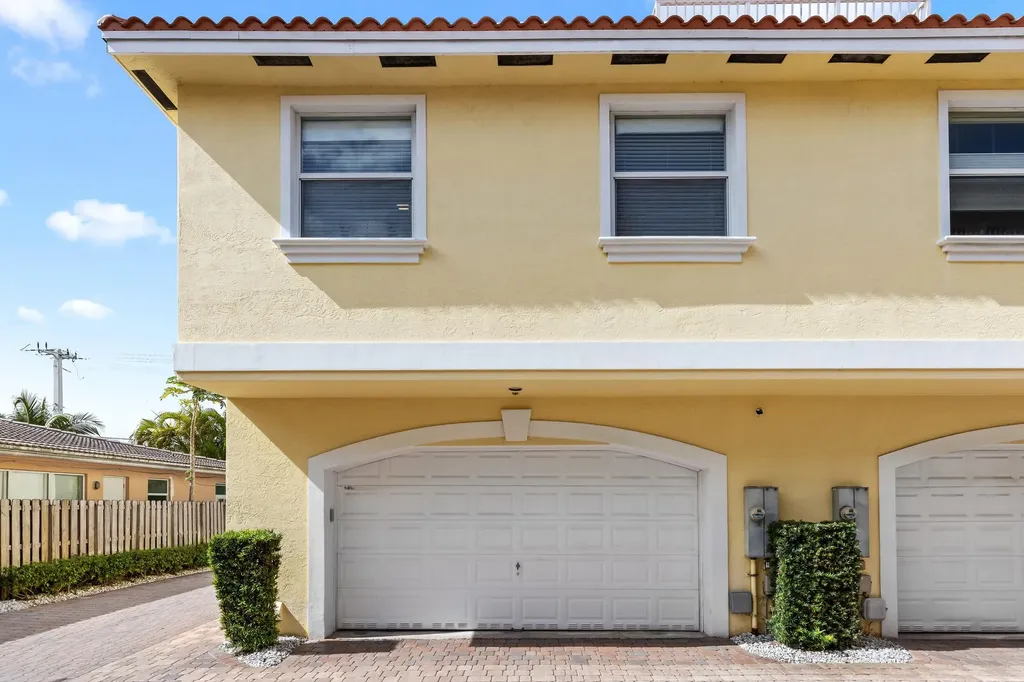 1222 NE 18th Avenue Fort Lauderdale FL 33304