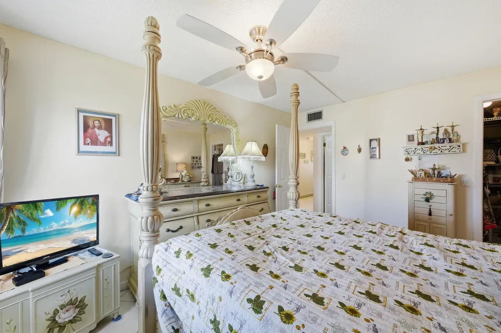 406 Saxony I Delray Beach FL 33446