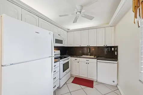 406 Saxony I Delray Beach FL 33446