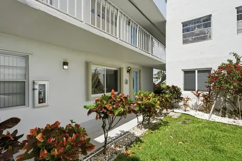 406 Saxony I Delray Beach FL 33446