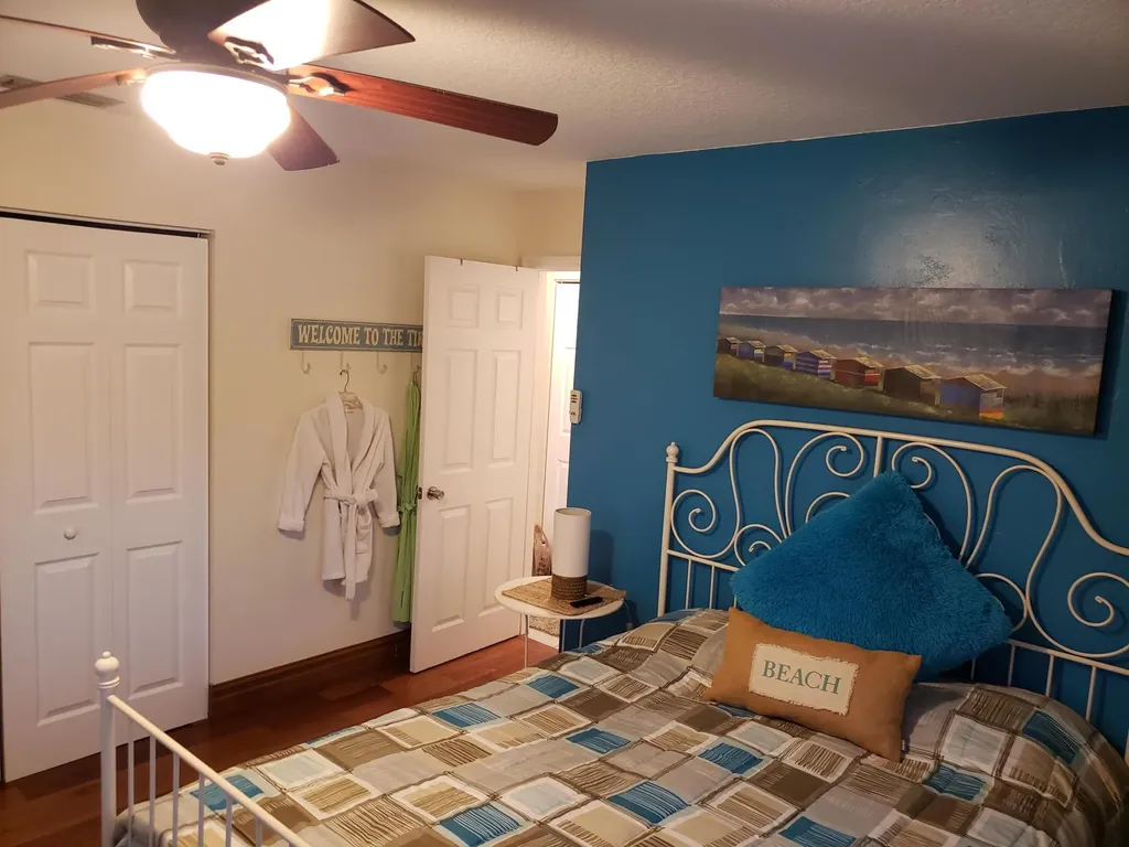 1402 SW 25th Avenue Deerfield Beach FL 33442