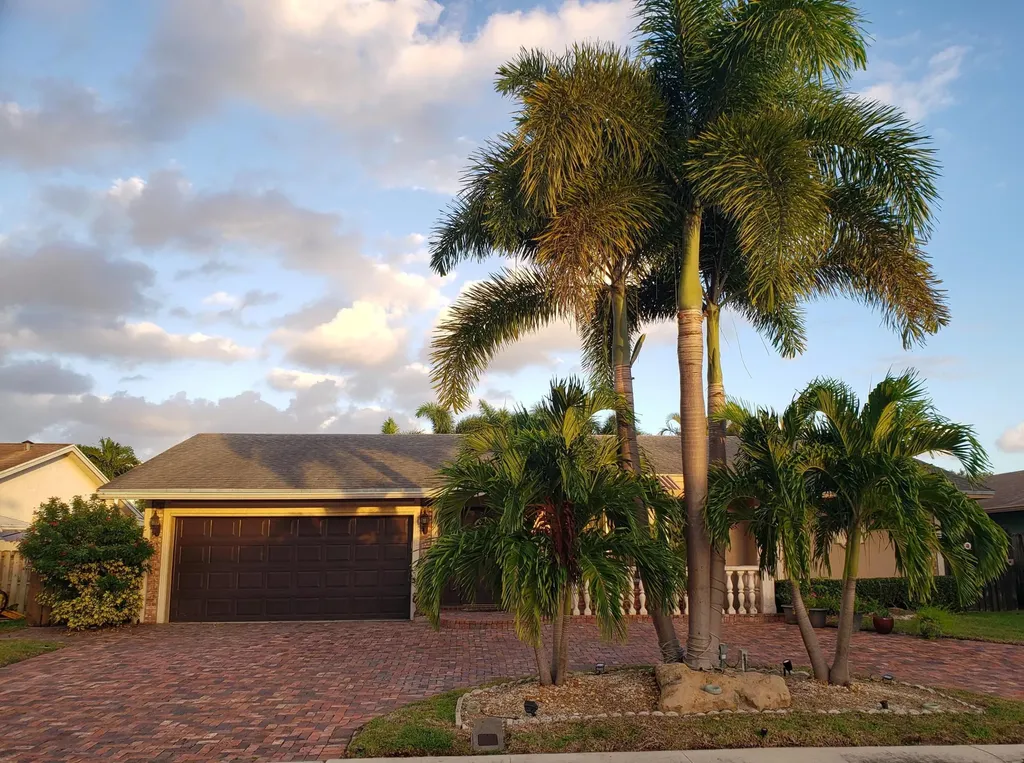 1402 SW 25th Avenue Deerfield Beach FL 33442
