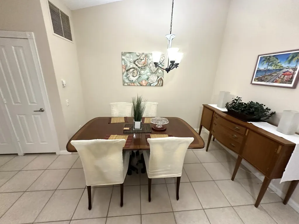 1702 Silverleaf Oak Court Palm Beach Gardens FL 33410