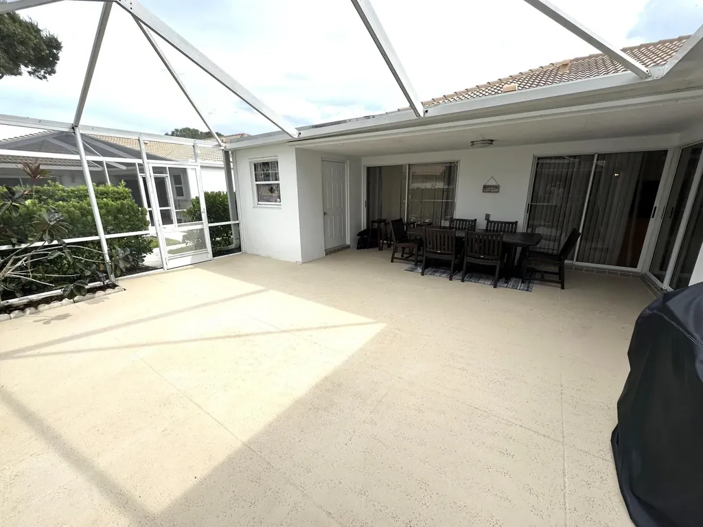 1702 Silverleaf Oak Court Palm Beach Gardens FL 33410
