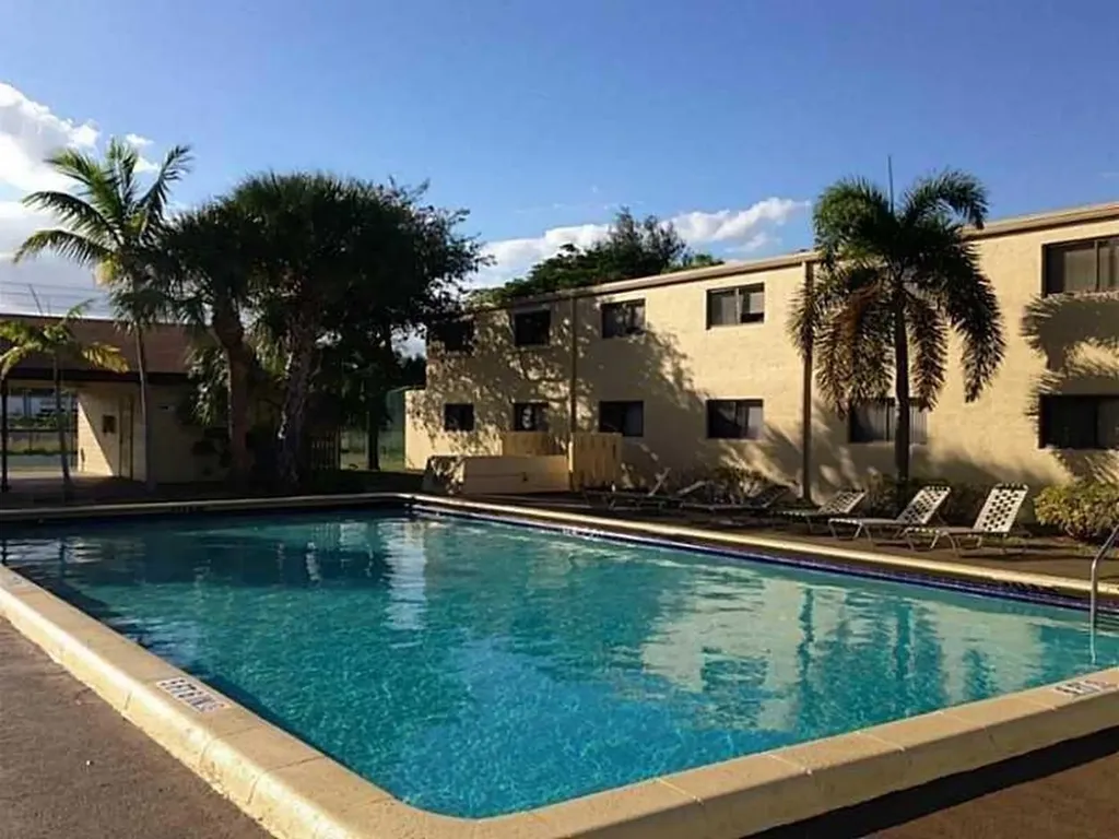 1125 S Flagler Avenue Pompano Beach FL 33060