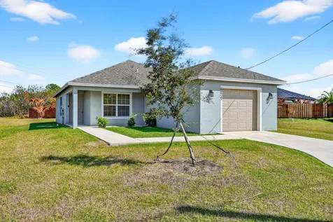 6217 NW Gatun Court Port St Lucie FL 34986
