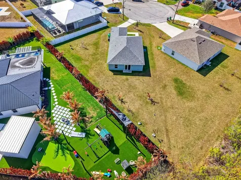 6217 NW Gatun Court Port St Lucie FL 34986