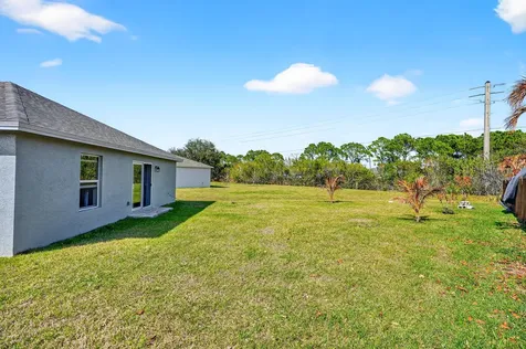 6217 NW Gatun Court Port St Lucie FL 34986