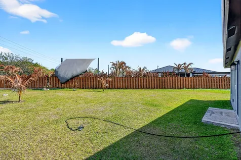 6217 NW Gatun Court Port St Lucie FL 34986
