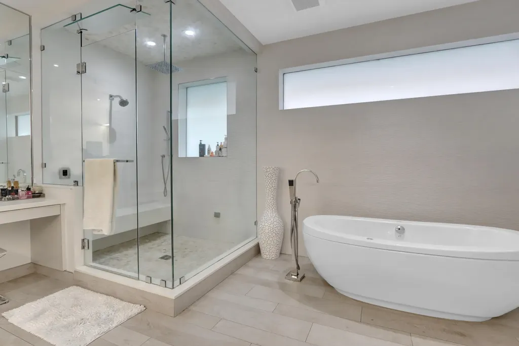 5789 Hamilton Way Boca Raton FL 33496