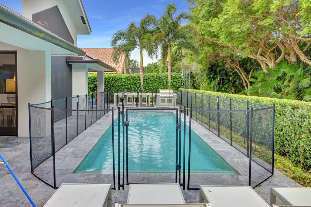 5789 Hamilton Way Boca Raton FL 33496