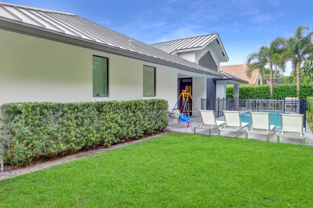 5789 Hamilton Way Boca Raton FL 33496