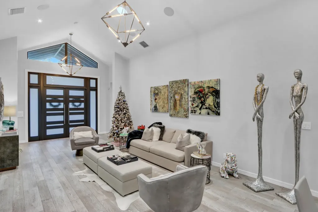 5789 Hamilton Way Boca Raton FL 33496