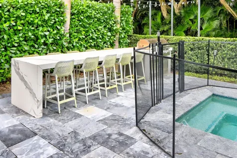 5789 Hamilton Way Boca Raton FL 33496