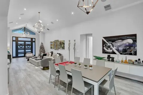 5789 Hamilton Way Boca Raton FL 33496