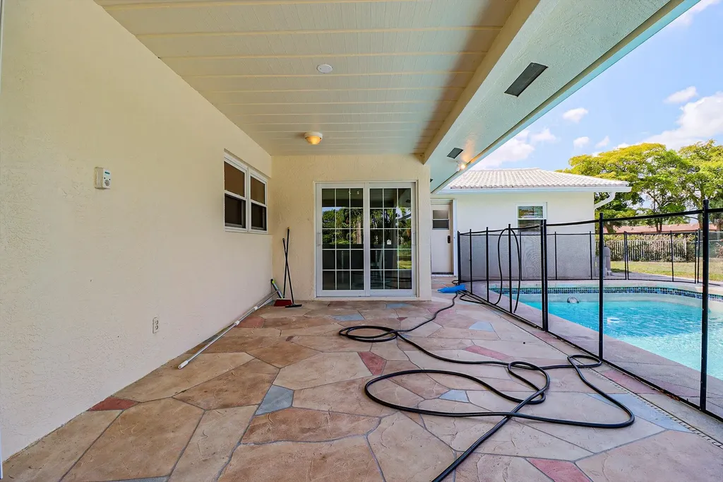 1329 NW 84th Drive NW Coral Springs FL 33071