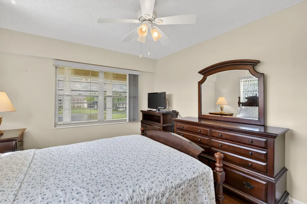 116 Preston C Boca Raton FL 33434