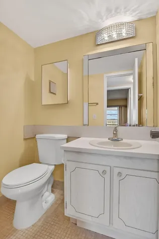 116 Preston C Boca Raton FL 33434