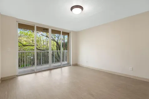529 E Sheridan Street Dania Beach FL 33004