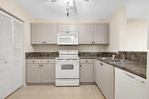 529 E Sheridan Street Dania Beach FL 33004