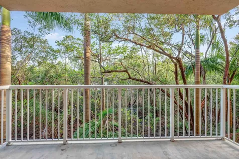 529 E Sheridan Street Dania Beach FL 33004