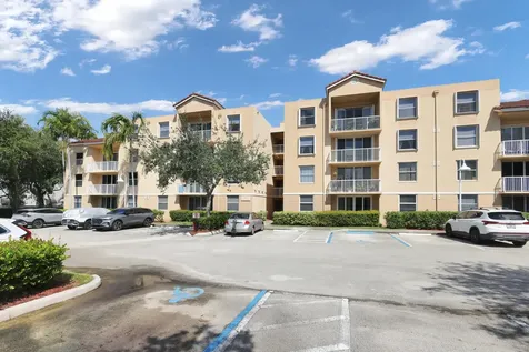 529 E Sheridan Street Dania Beach FL 33004