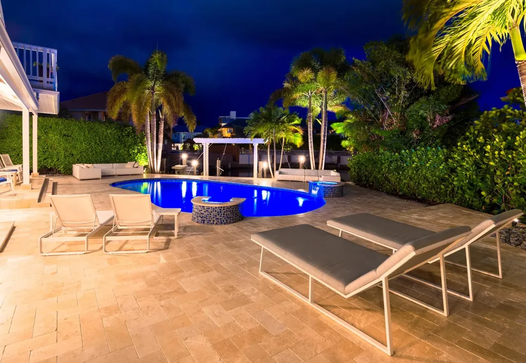 3001 Jasmine Court Delray Beach FL 33483
