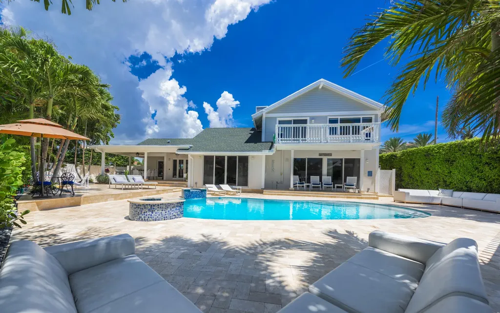 3001 Jasmine Court Delray Beach FL 33483