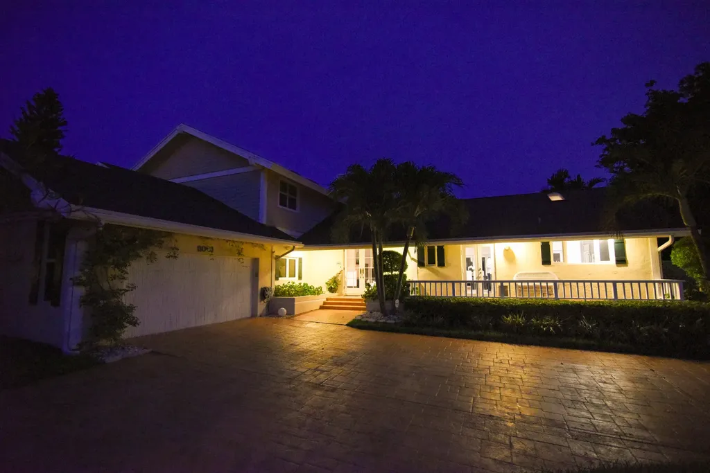 3001 Jasmine Court Delray Beach FL 33483