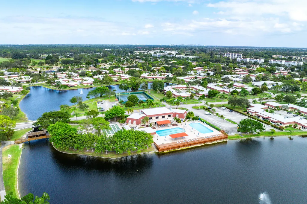 733 Nantucket Circle Lake Worth FL 33467
