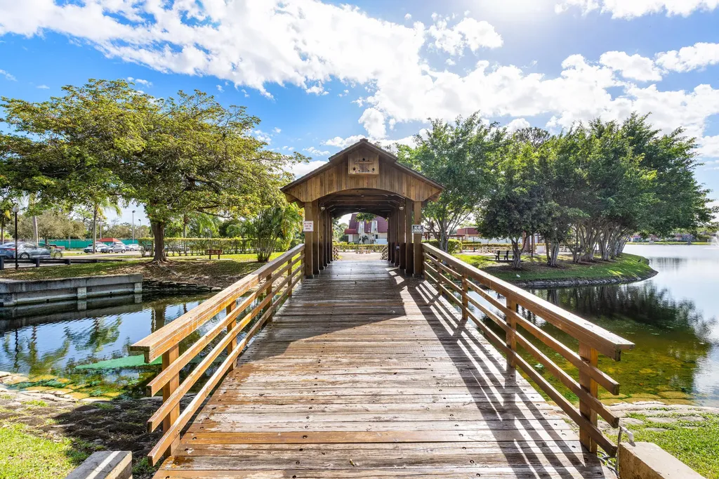 733 Nantucket Circle Lake Worth FL 33467