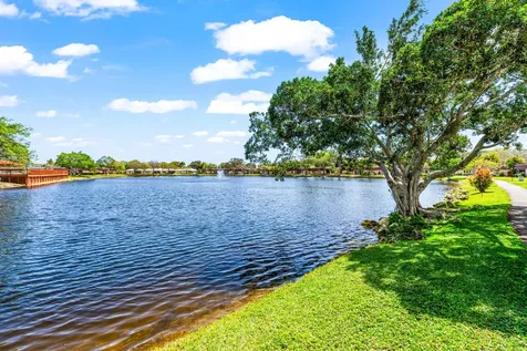 733 Nantucket Circle Lake Worth FL 33467