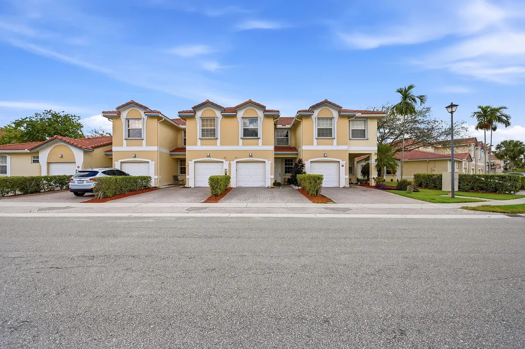 11722 NW 47th Drive Coral Springs FL 33076