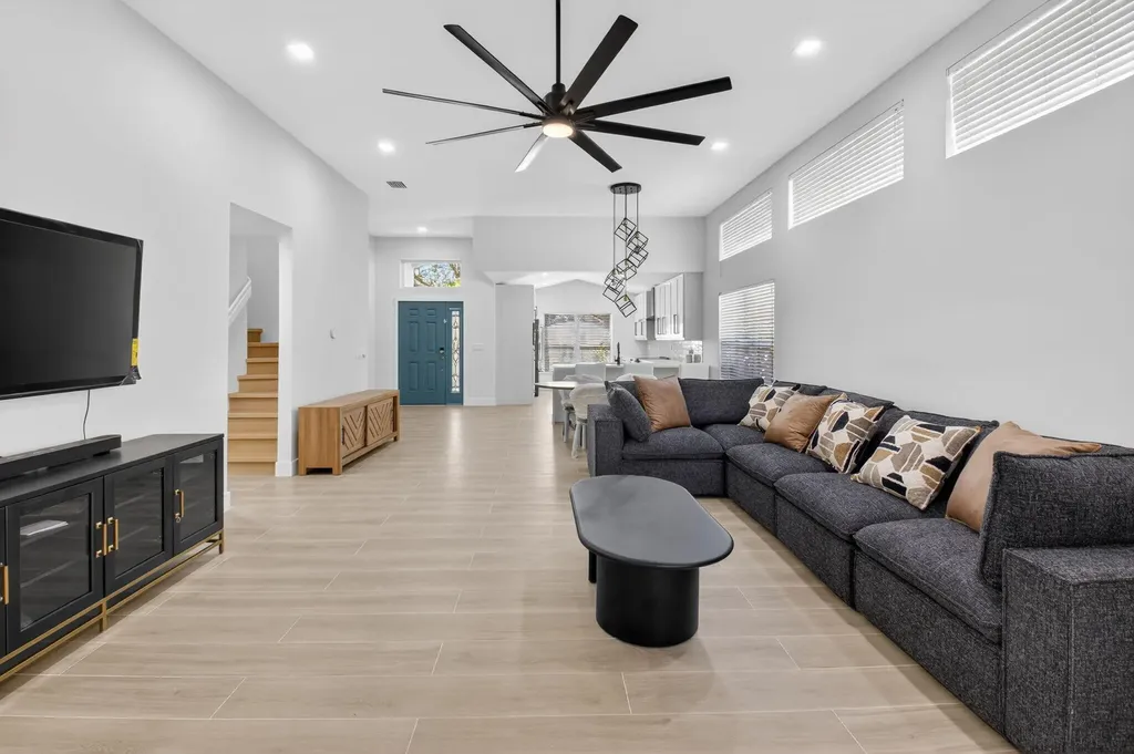 1095 Anchor Point Delray Beach FL 33444